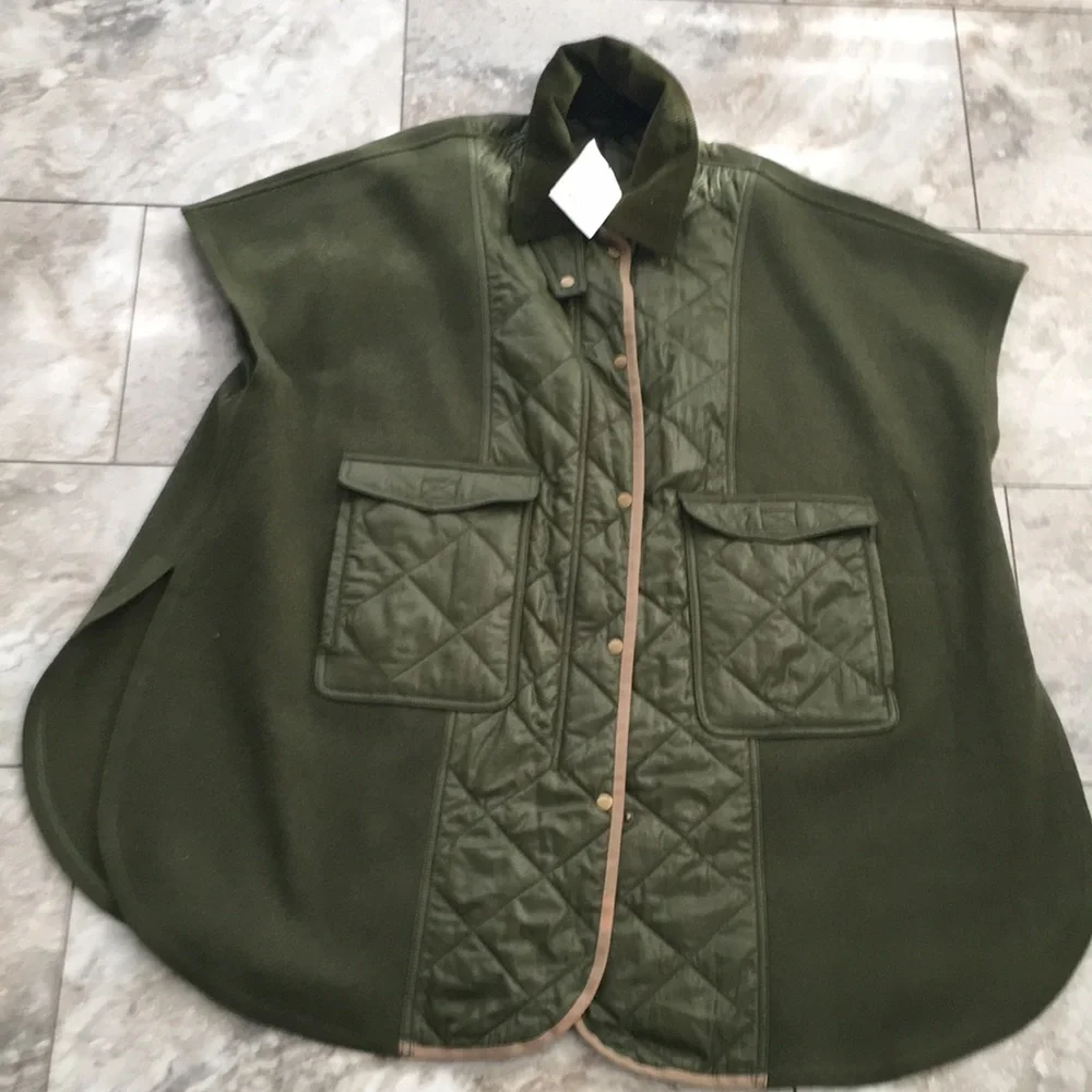 Banana Republic stylish olive